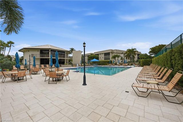 788 Park Shore DR A11, Naples, FL 34103