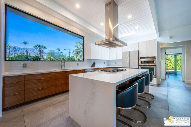 2340 N Duane Road, Palm Springs, CA 92262