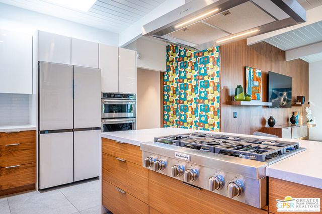 2340 N Duane Road, Palm Springs, CA 92262