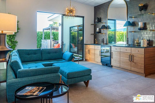 2340 N Duane Road, Palm Springs, CA 92262