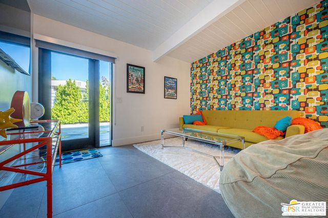 2340 N Duane Road, Palm Springs, CA 92262