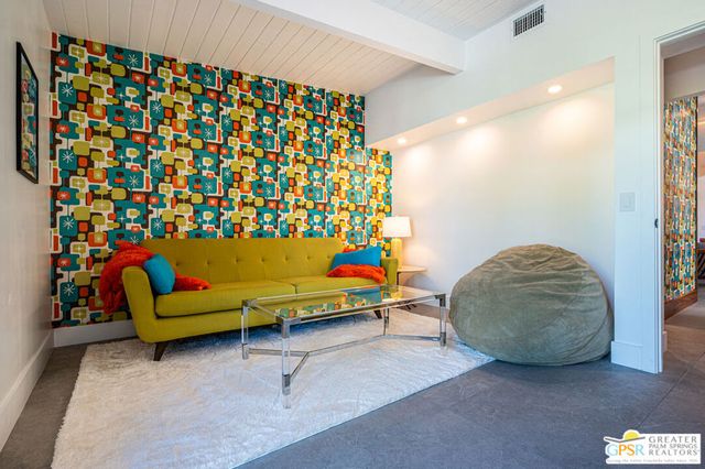 2340 N Duane Road, Palm Springs, CA 92262