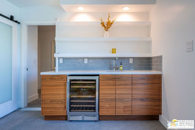 2340 N Duane Road, Palm Springs, CA 92262