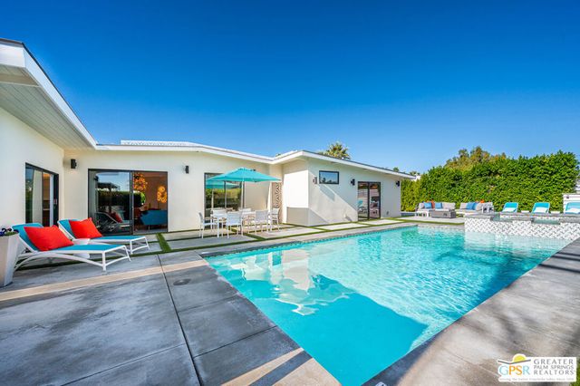 2340 N Duane Road, Palm Springs, CA 92262
