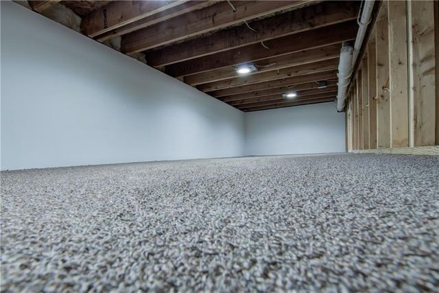 2231 Meadow Lane, Eau Claire, WI 54701