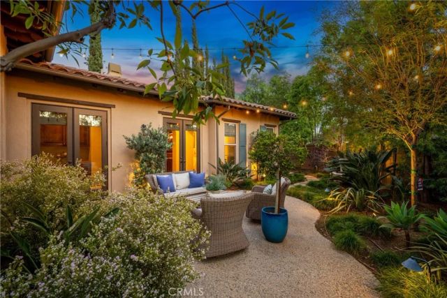 30 Deer Track, Irvine, CA 92618