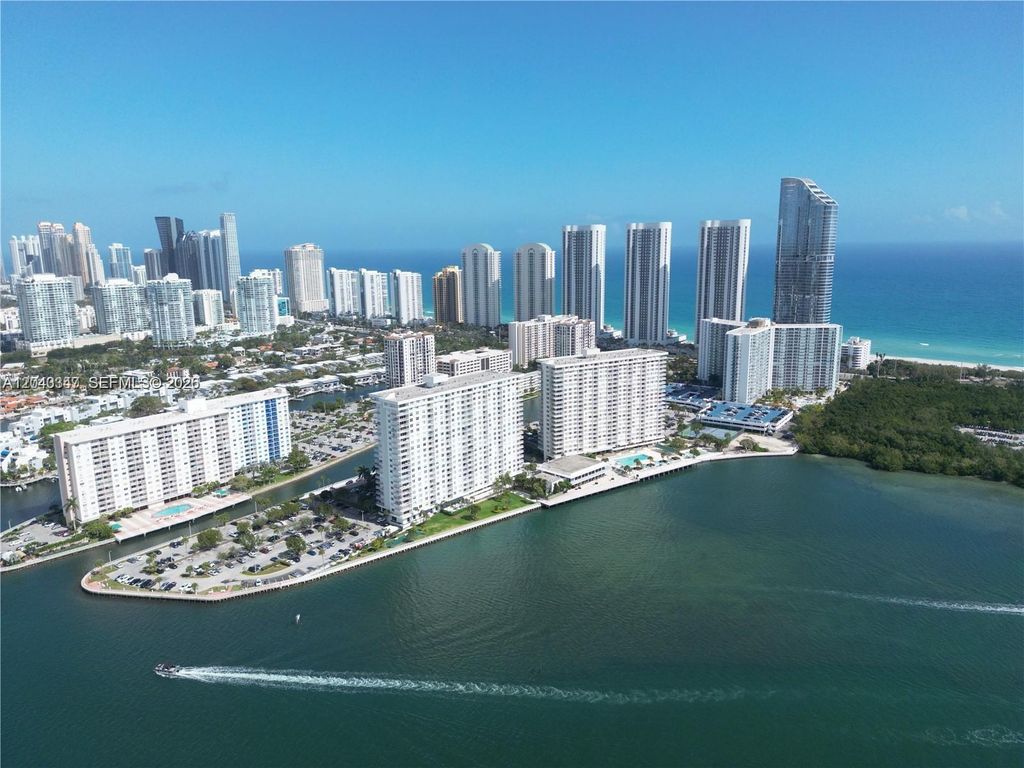 500 Bayview Drive 1719, Sunny Isles Beach, FL 33160