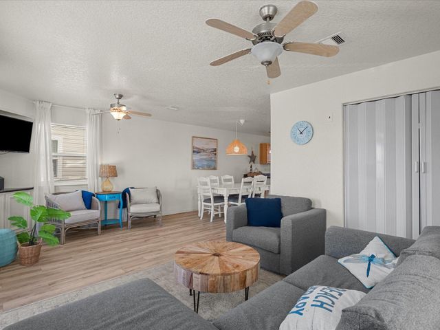 127 Howard, Surfside Beach, TX 77541