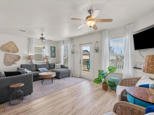 127 Howard, Surfside Beach, TX 77541