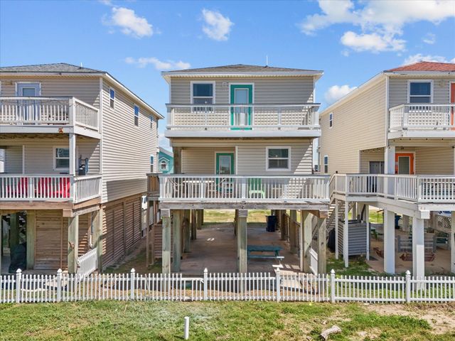 127 Howard, Surfside Beach, TX 77541