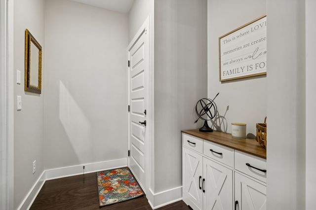 734 Omaha Dr, Gallatin, TN 37066