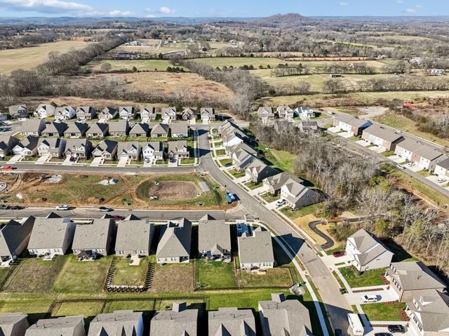 734 Omaha Dr, Gallatin, TN 37066