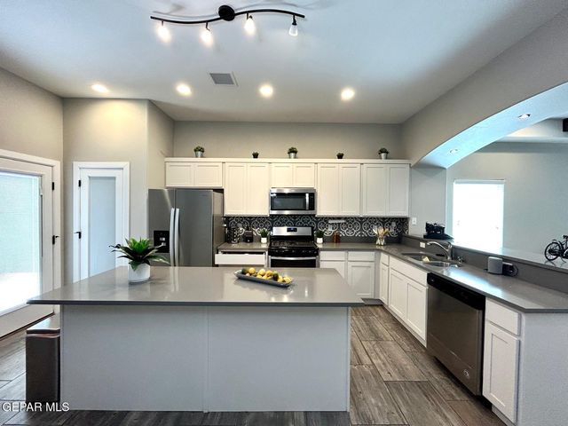 14190 PEYTON EDWARDS Avenue, El Paso, TX 79938