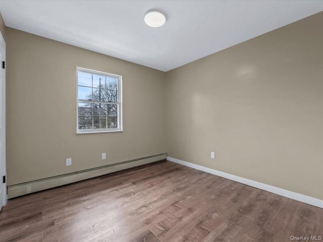 401 Dover Street, Westbury, NY 11590