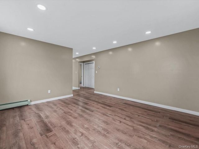 401 Dover Street, Westbury, NY 11590