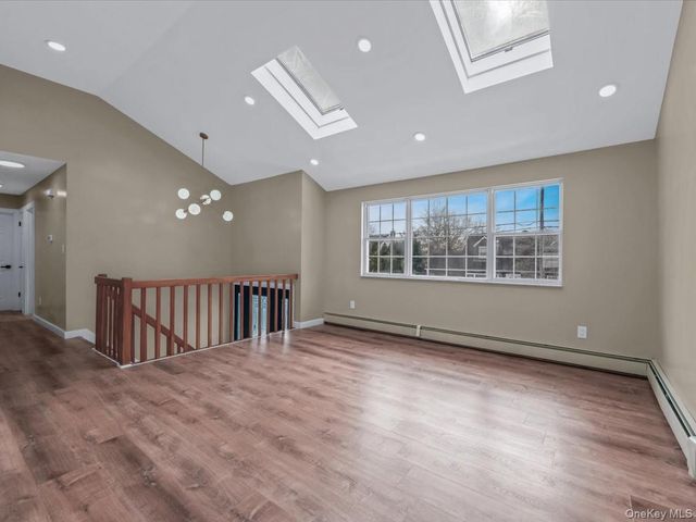 401 Dover Street, Westbury, NY 11590