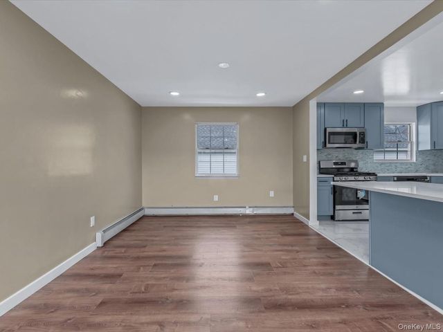 401 Dover Street, Westbury, NY 11590