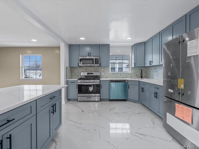 401 Dover Street, Westbury, NY 11590