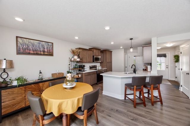 2825 SE Florence Drive, Waukee, IA 50263