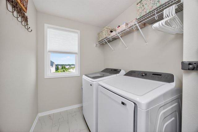 2825 SE Florence Drive, Waukee, IA 50263