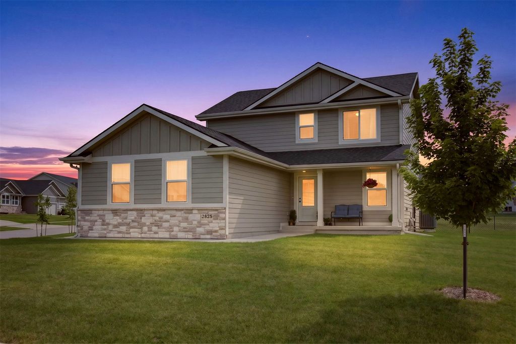 2825 SE Florence Drive, Waukee, IA 50263
