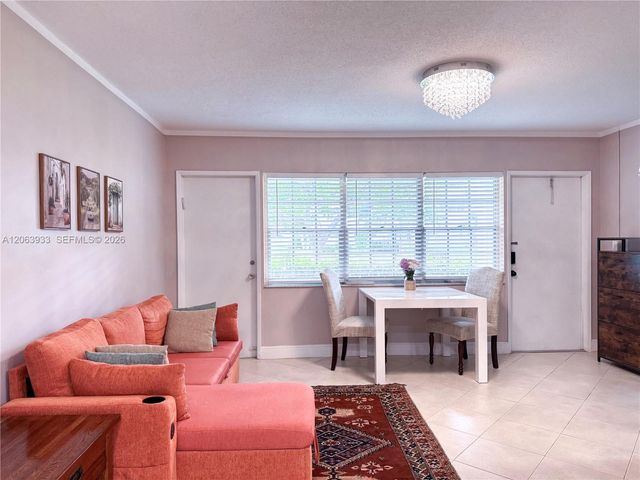 2455 NE 51st Street E114, Fort Lauderdale, FL 33308