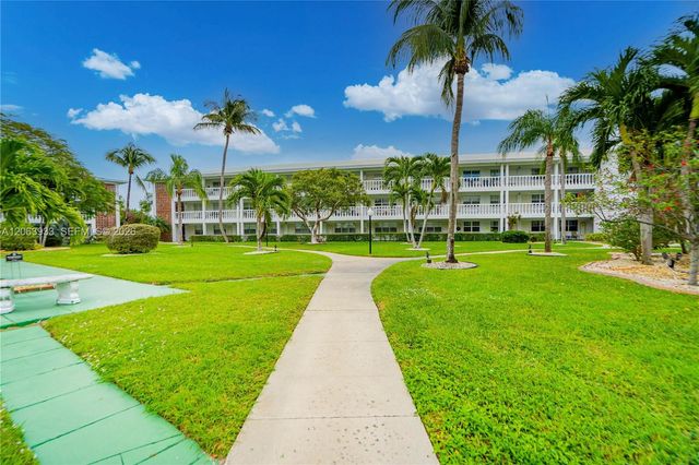 2455 NE 51st Street E114, Fort Lauderdale, FL 33308