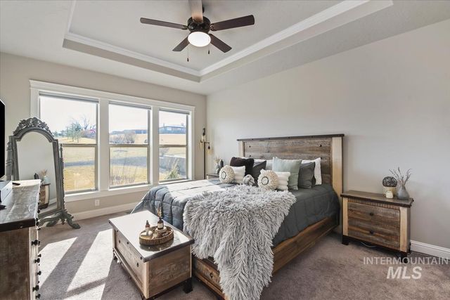 1477 W Tenzing St, Nampa, ID 83686