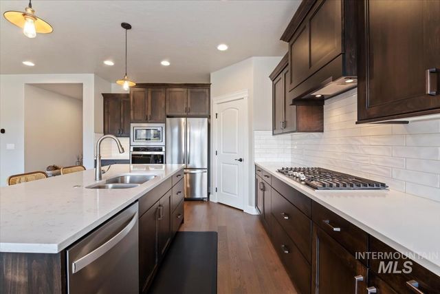 1477 W Tenzing St, Nampa, ID 83686