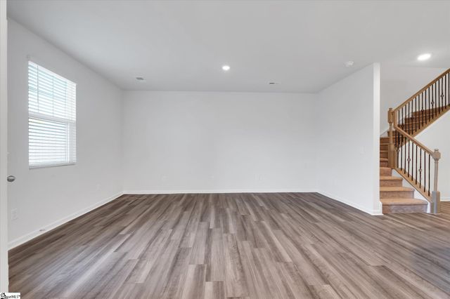 292 E Compass Way, Easley, SC 29640