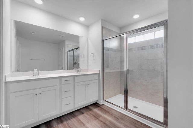 292 E Compass Way, Easley, SC 29640