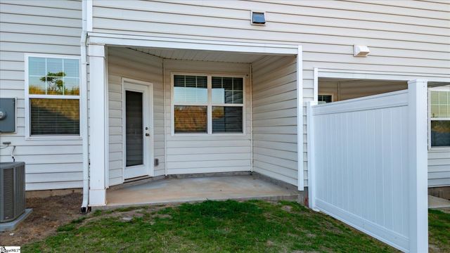292 E Compass Way, Easley, SC 29640