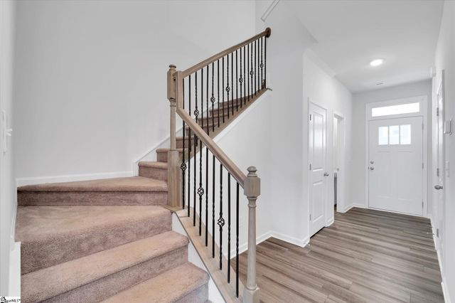292 E Compass Way, Easley, SC 29640