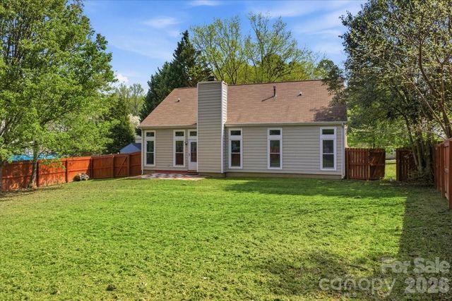 2917 Dellinger Drive, Charlotte, NC 28269