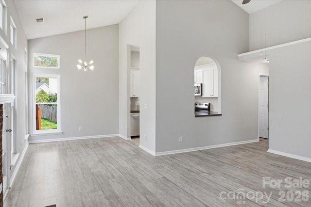 2917 Dellinger Drive, Charlotte, NC 28269