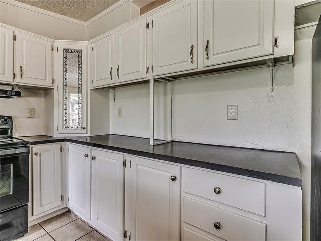 19300 Newsom Road, Newalla, OK 74857