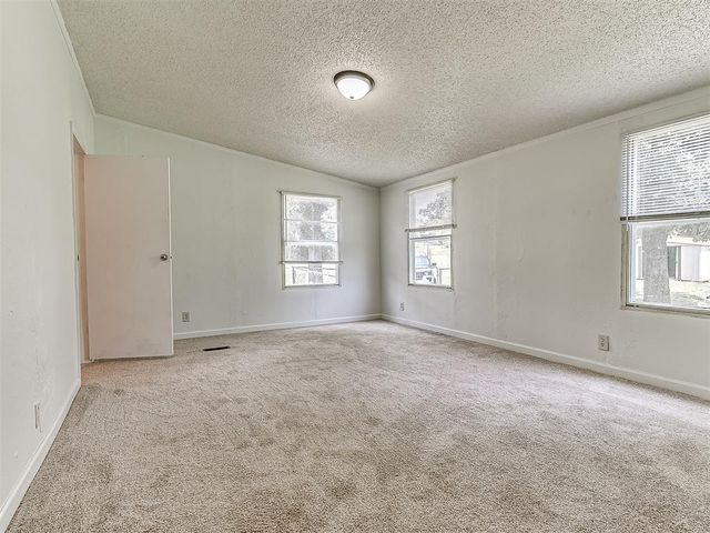 19300 Newsom Road, Newalla, OK 74857