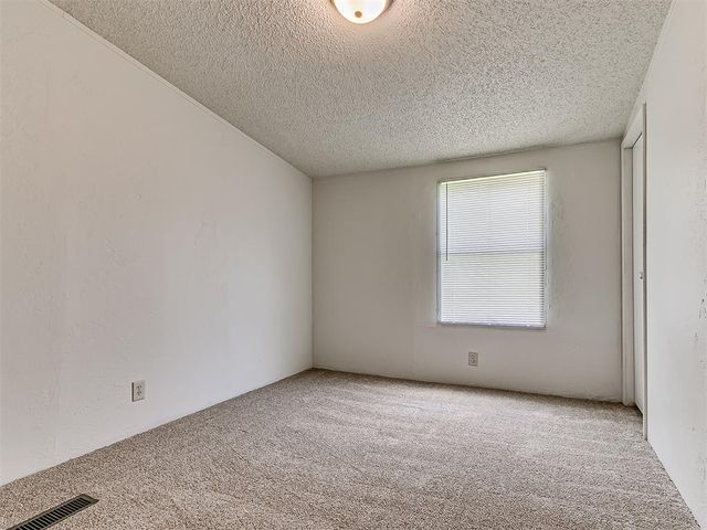 19300 Newsom Road, Newalla, OK 74857