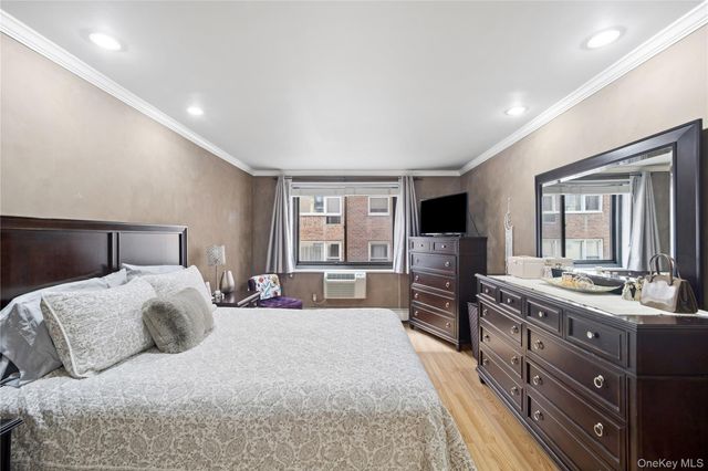 100 E Hartsdale Avenue 3FE, Hartsdale, NY 10530