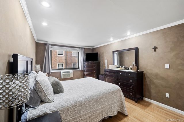 100 E Hartsdale Avenue 3FE, Hartsdale, NY 10530