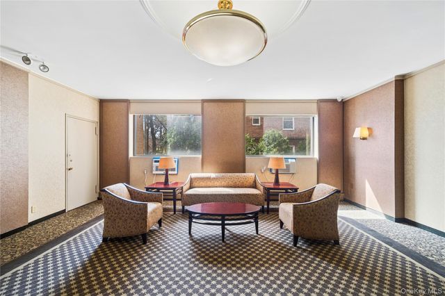 100 E Hartsdale Avenue 3FE, Hartsdale, NY 10530