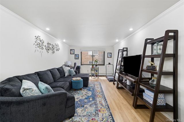 100 E Hartsdale Avenue 3FE, Hartsdale, NY 10530