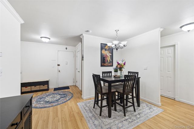 100 E Hartsdale Avenue 3FE, Hartsdale, NY 10530