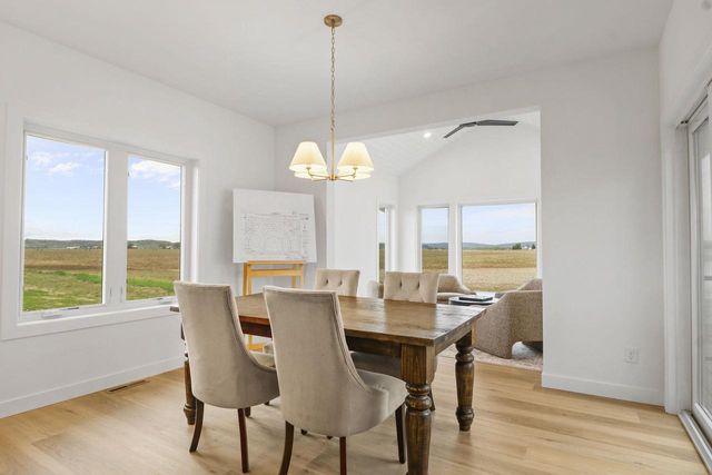 2016 Jack Ryan Drive, Prairie Du Sac, WI 53578