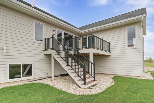 2016 Jack Ryan Drive, Prairie Du Sac, WI 53578