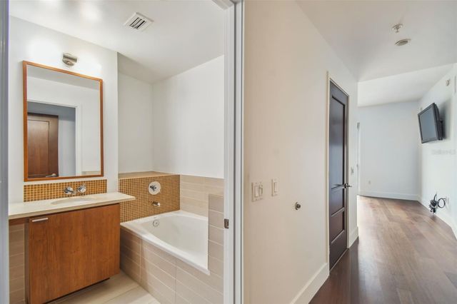 111 N 12TH STREET 1717, Tampa, FL 33602