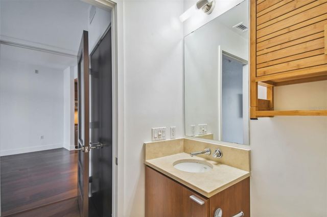 111 N 12TH STREET 1717, Tampa, FL 33602