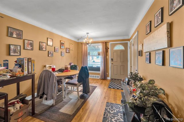 15482 Winston, Redford, MI 48239