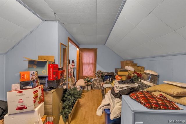 15482 Winston, Redford, MI 48239