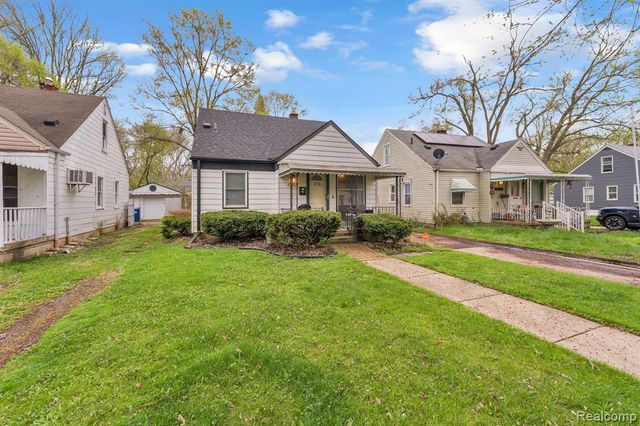 15482 Winston, Redford, MI 48239